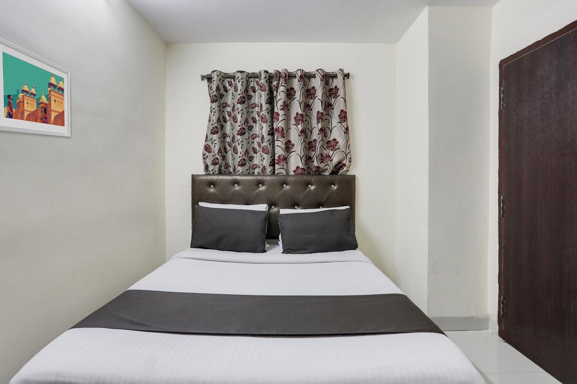 Super Collection O Lotus Grand Near Secunderabad Railway Station Hotel Ngoại thất bức ảnh
