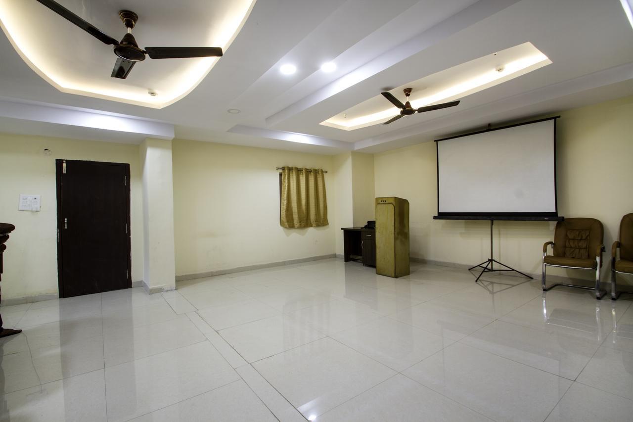 Super Collection O Lotus Grand Near Secunderabad Railway Station Hotel Ngoại thất bức ảnh